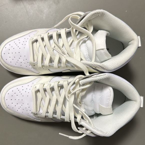 Brand new Nike Dunk Hight White/Salt-Gum Med Brown Women 7.5 Men 6 - Picture 4 of 6